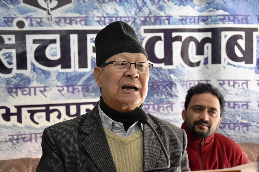 संशोधन विधेयक फिर्ता नलिए माओवादीले सरकारबाट हात धुने : बिजुक्छें