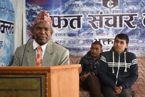 सरकार संविधान कार्यान्वयनमा नलागी आत्महत्याको बाटोमा : पूर्व मन्त्री पण्डित
