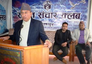 एमालेले सस्तो लोकप्रियताको लागि अनावश्यक बखेडा झिक्यो : वन मन्त्री भण्डारी
