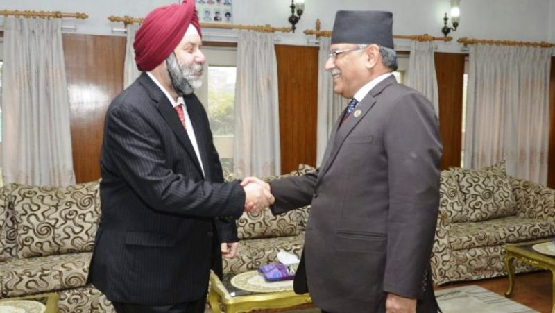 प्रधानमन्त्री दाहाल र भारतीय राजदूतबीच भेट