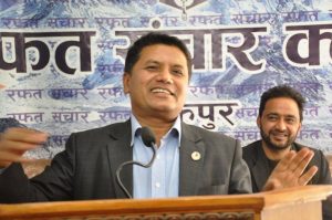 मधेशका दुई चार जना ठेकेदारले भन्दैमा संविधान संशोधन हुँदैन् : एमाले नेता अधिकारी