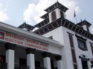 ७३ दशमलव ६९ प्रतिशत मतदान : निर्वाचन आयोग