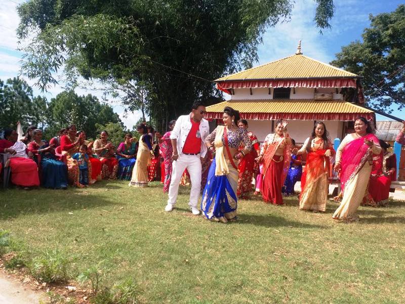 निर्मला र सन्तुको तिज गीत “पिया राजै” सार्वजनिक ( भिडियो सहित)