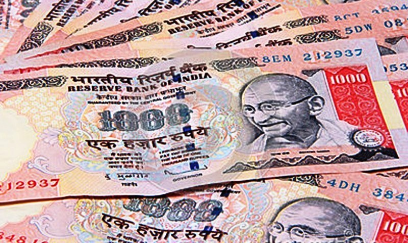 ६७ लाख २० हजार भारतीय नोट सहित दुई जना पक्राउ