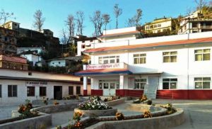 डोटीका अस्पताल १६ दिनदेखि चिकित्सकविहीन