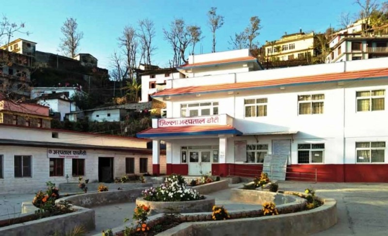 डोटीका अस्पताल १६ दिनदेखि चिकित्सकविहीन
