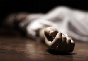 चिकित्सकको लापरवाहीले सुत्केरीको मृत्यु भएको भन्दै प्रदर्शन