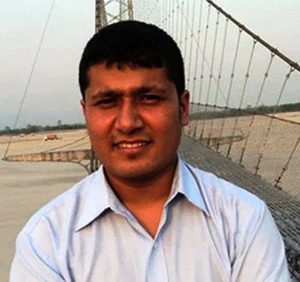 केन्द्रले कसिरहेको संघीयताको गाँठो