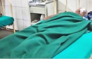 २२ बर्षीय एक युवकले आफ्नै लिङ्ग काटेर दुई टुक्रा पारे
