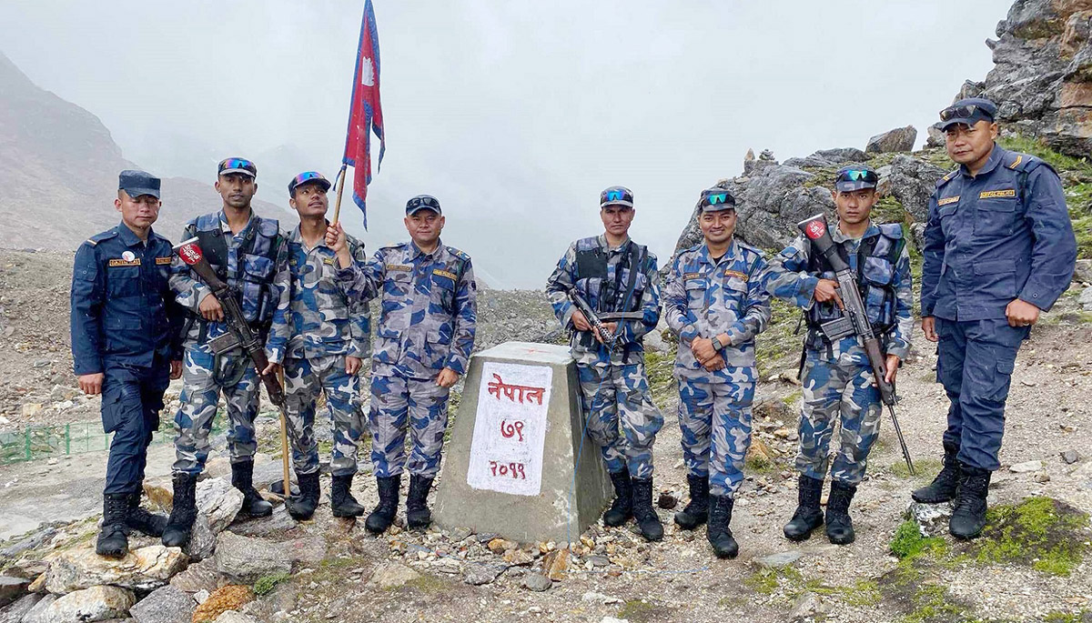 नेपाल–चीन सीमास्तम्भ क्षेत्रको निरीक्षण