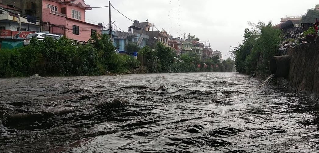 काठमाडौंको विष्णुमतीमा बाढी, सतर्क रहन आग्रह