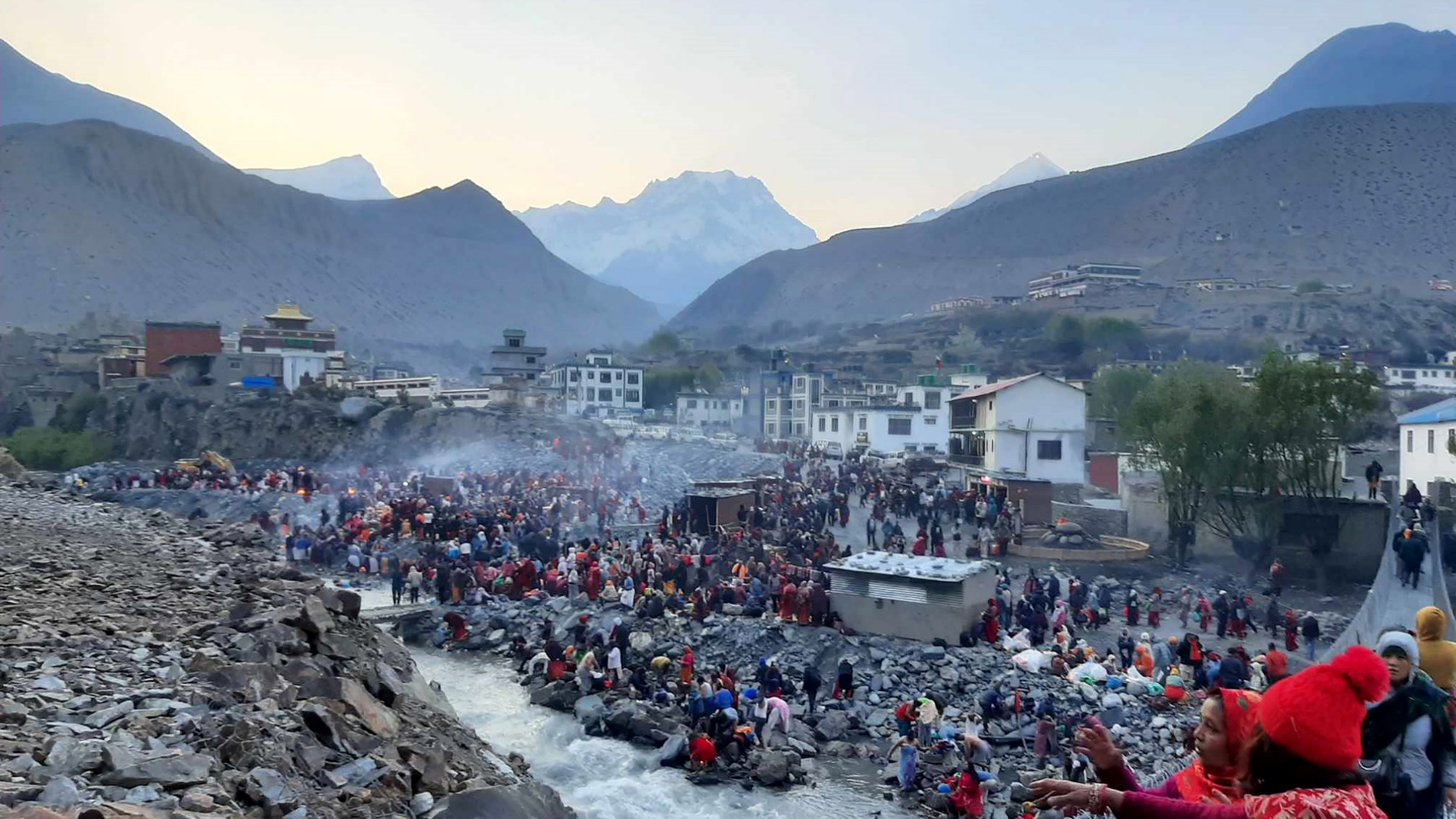 कागबेनी र मुक्तिनाथ मन्दिरमा आज भक्तजनको घुइँचो