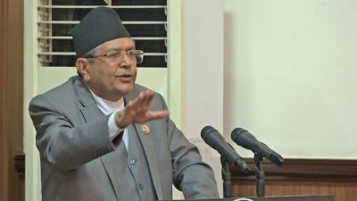 सभामुख घिमिरेले राजनीतिक दलका प्रमुख सचेतकहरुसँग छलफल गर्दै