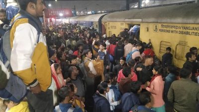 दिल्ली रेलवे स्टेशनमा भागदौडमा परी मृत्यु हुनेको संख्या १८ पुग्यो