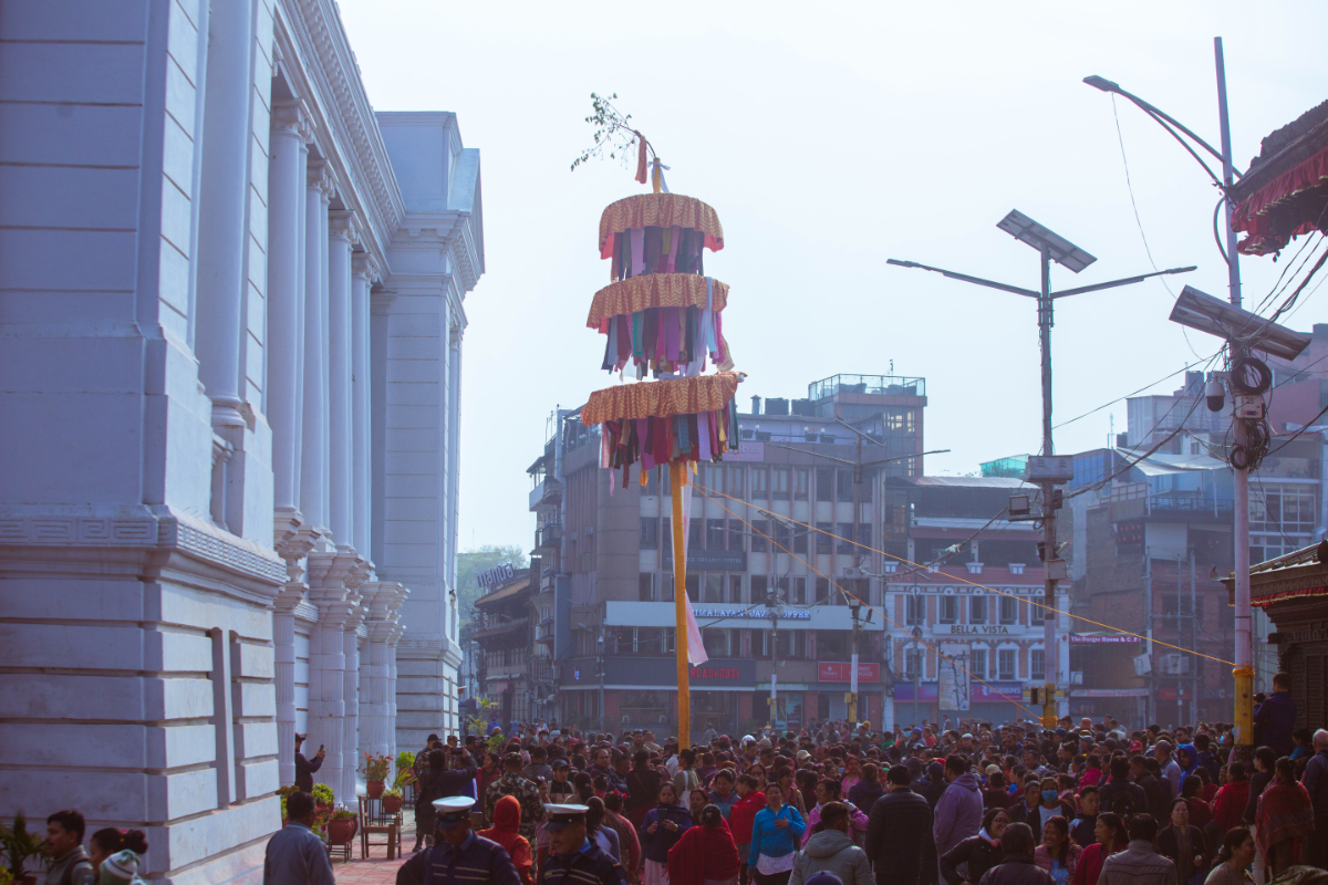 वसन्तपुरमा आज चीर ठड्याउँदाको क्षण