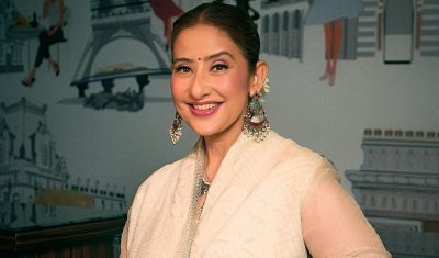 अभिनेत्री मनीषा कोइराला हिन्दु राष्ट्र र राजसंस्थाको पुनर्स्थापनाको पक्षमा उभिइन्