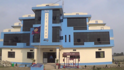 विराटनगरका दुई क्यासिनोमा छापा, २० जना नियन्त्रणमा