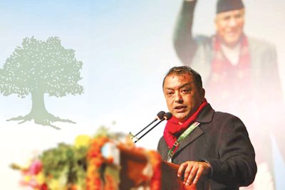 काँग्रेस १५औँ महाधिवेशनमा सभापतिमा उम्मेदवारी दिने गगन थापाको घोषणा